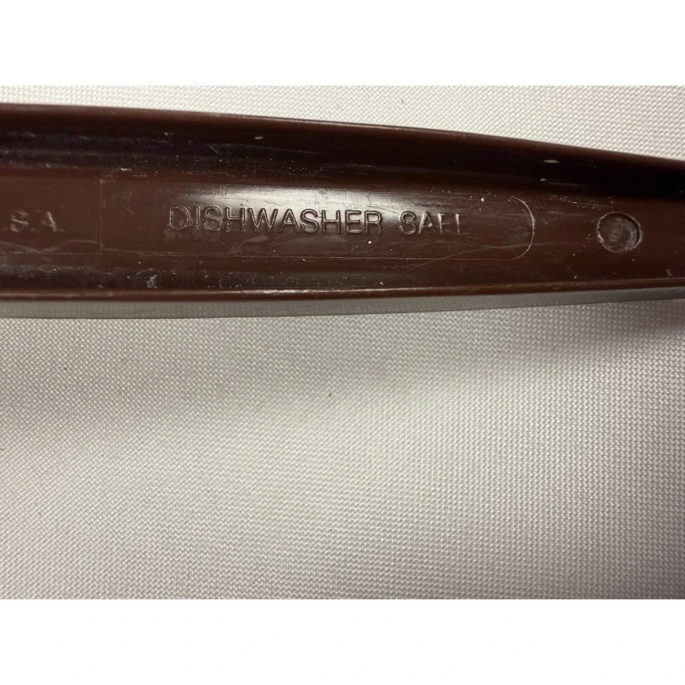 Ekco USA Dishwasher Safe Melamine Soup Ladle Brown Vintage Kitchen Utensil